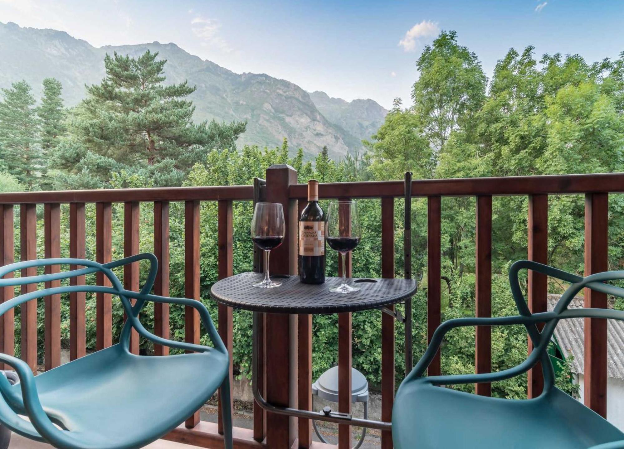 Appartement Loira Casa Sanchines Duplex De Lujo En Benasque Extérieur photo