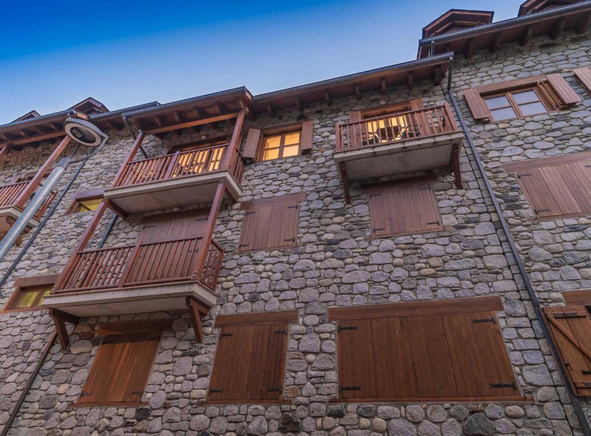 Appartement Loira Casa Sanchines Duplex De Lujo En Benasque Extérieur photo