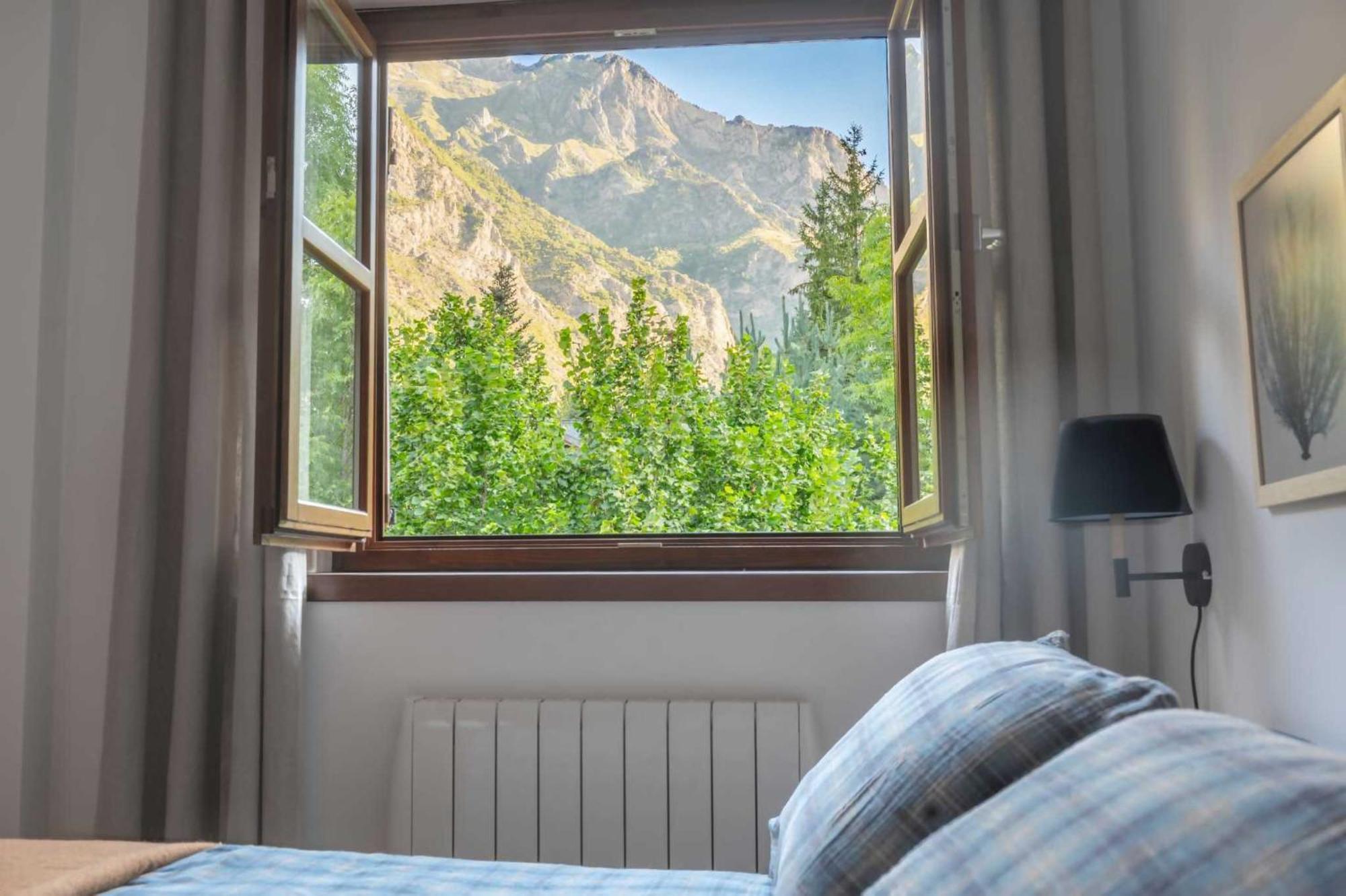 Appartement Loira Casa Sanchines Duplex De Lujo En Benasque Extérieur photo